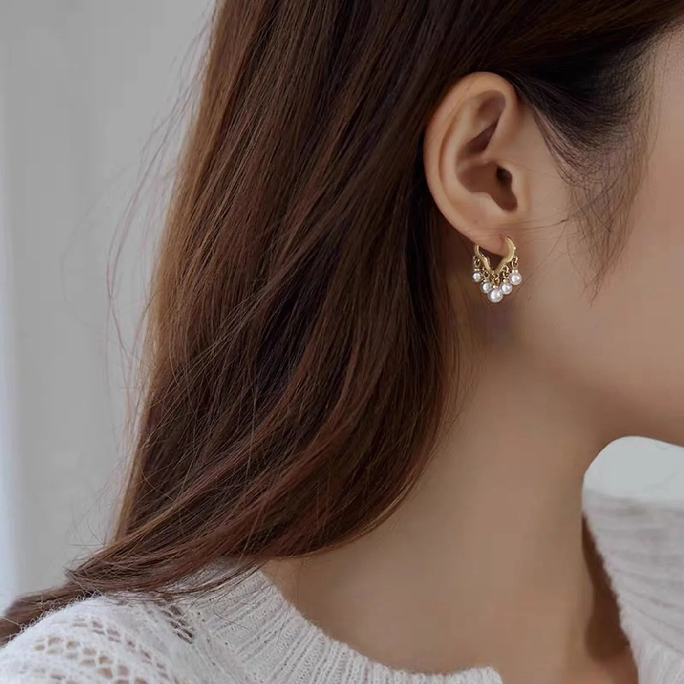 Cloud Earrings - Simple Studs, Light Luxury