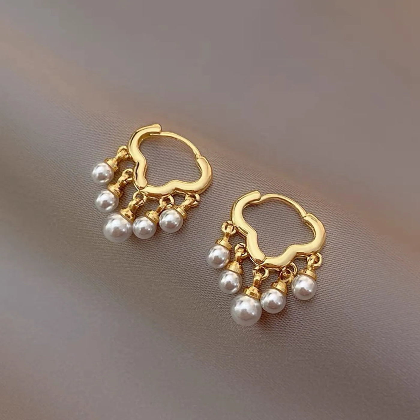 Cloud Earrings - Simple Studs, Light Luxury